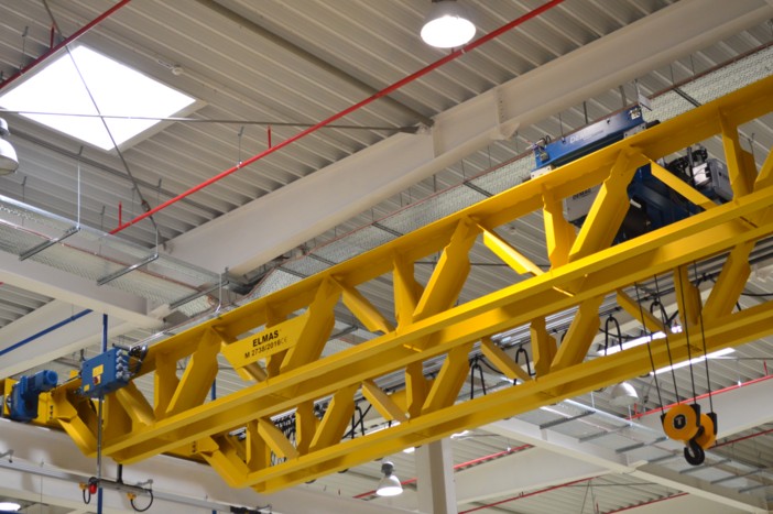 V-type double girder overhead travelling crane Elmas 